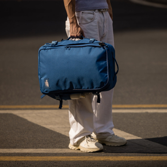 Plecak torba podręczna Cabin Zero Classic Pro 32L Jodhpur Blue, zdjęcie 16